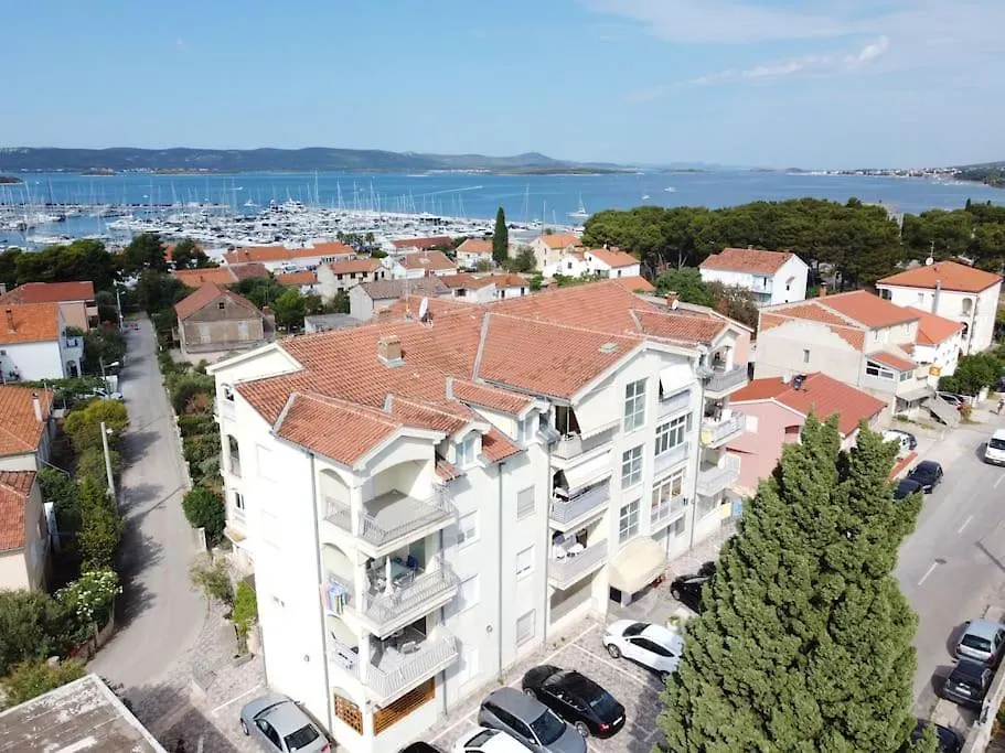Apartman Downtown Biograd Na Moru Kroatien